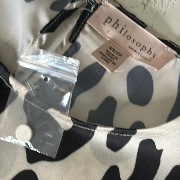 Philosophy size XS new with tags, leopard print silk like sleeveless top NWOT - Picture 6 of 8